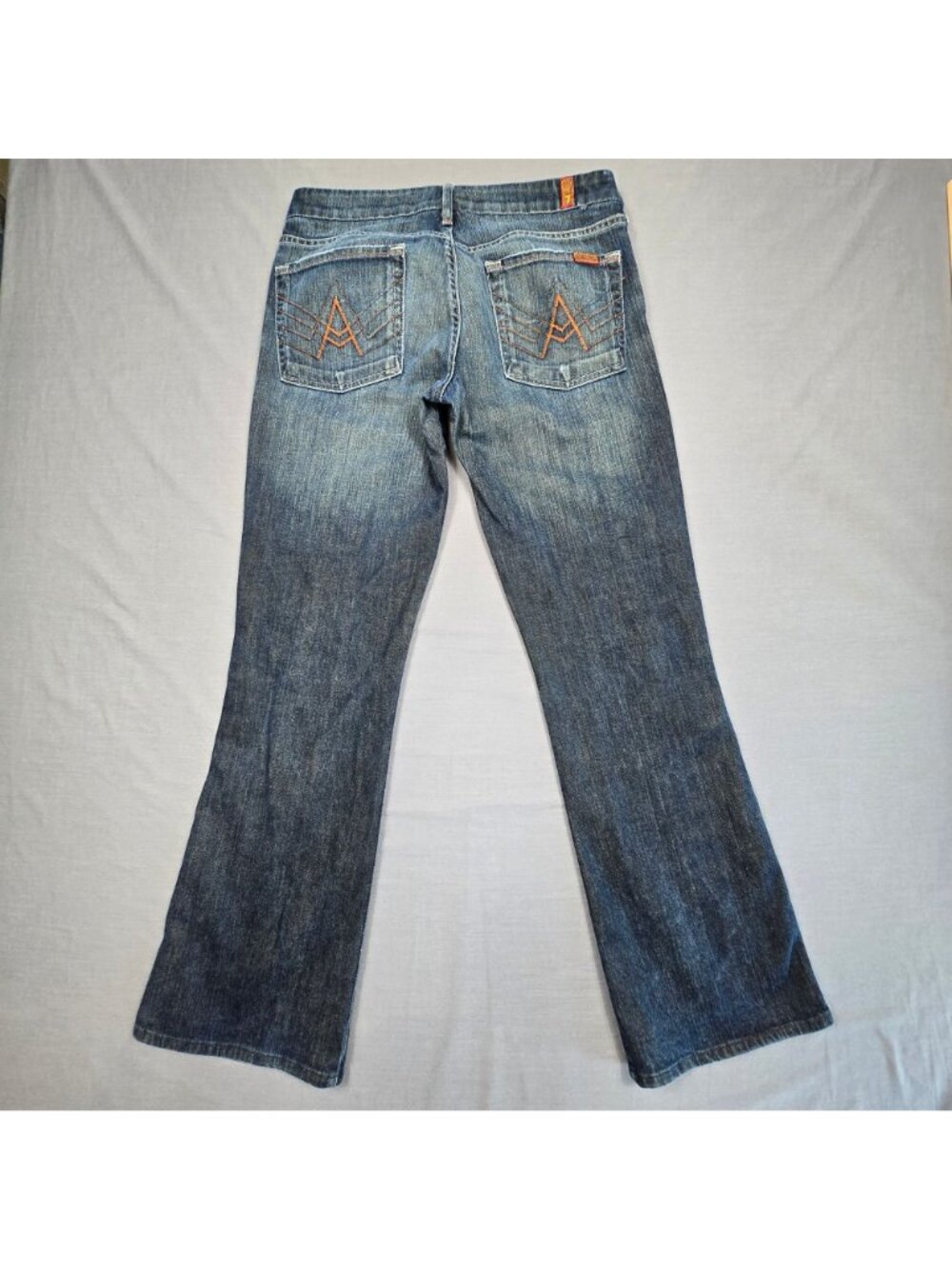 7 For All Mankind Womens Size 31 Flare Jeans Blue Denim "A" Pocket Design USA - Picture 6 of 7